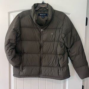 Ladies size large- ARIAT® WOMEN'S ULTRAPUFF™ DOWN JACKET in dark gray